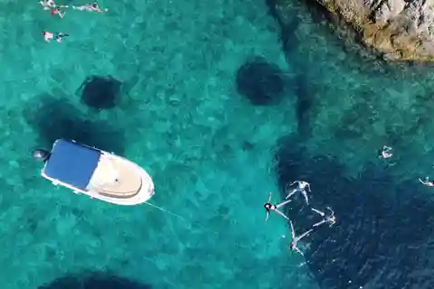 Från Medulin: Istrien Speedboat Tour med snorkling