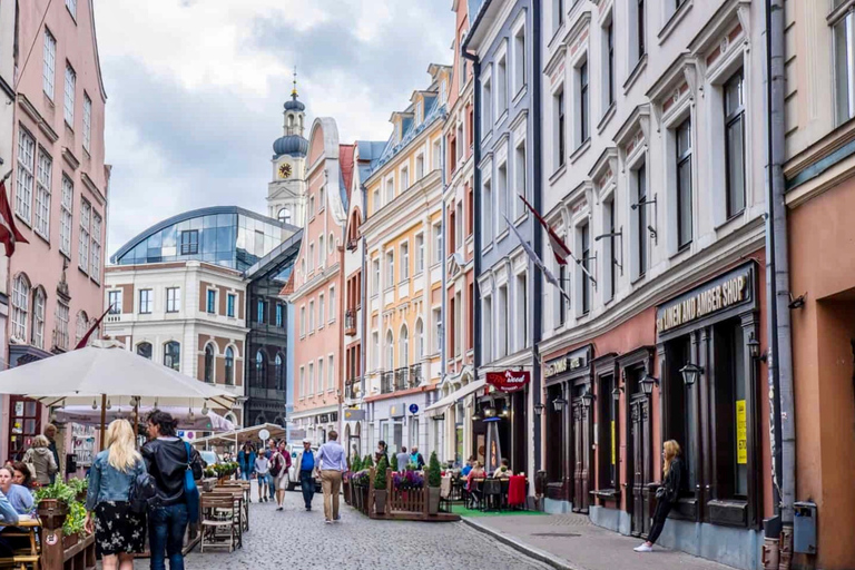 Riga Old Town, C Market & Art Nouveau Guided Walking Tour