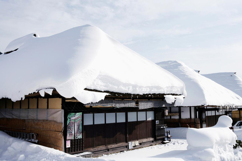 Vanuit Tokio: Ginzan Onsen, Zao Sneeuwmonsters 2-Daagse TourOphaalservice vanaf Tokio Station Marunouchi om 7:30 AM