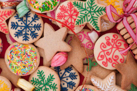 Boston: Charles Riverboat Cookies & Carols Cruise Cookies & Carols Cruise