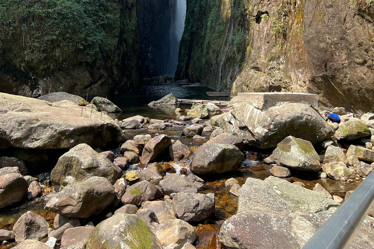 Sapa: Motorrad Tour zum Drgon Wasserfall