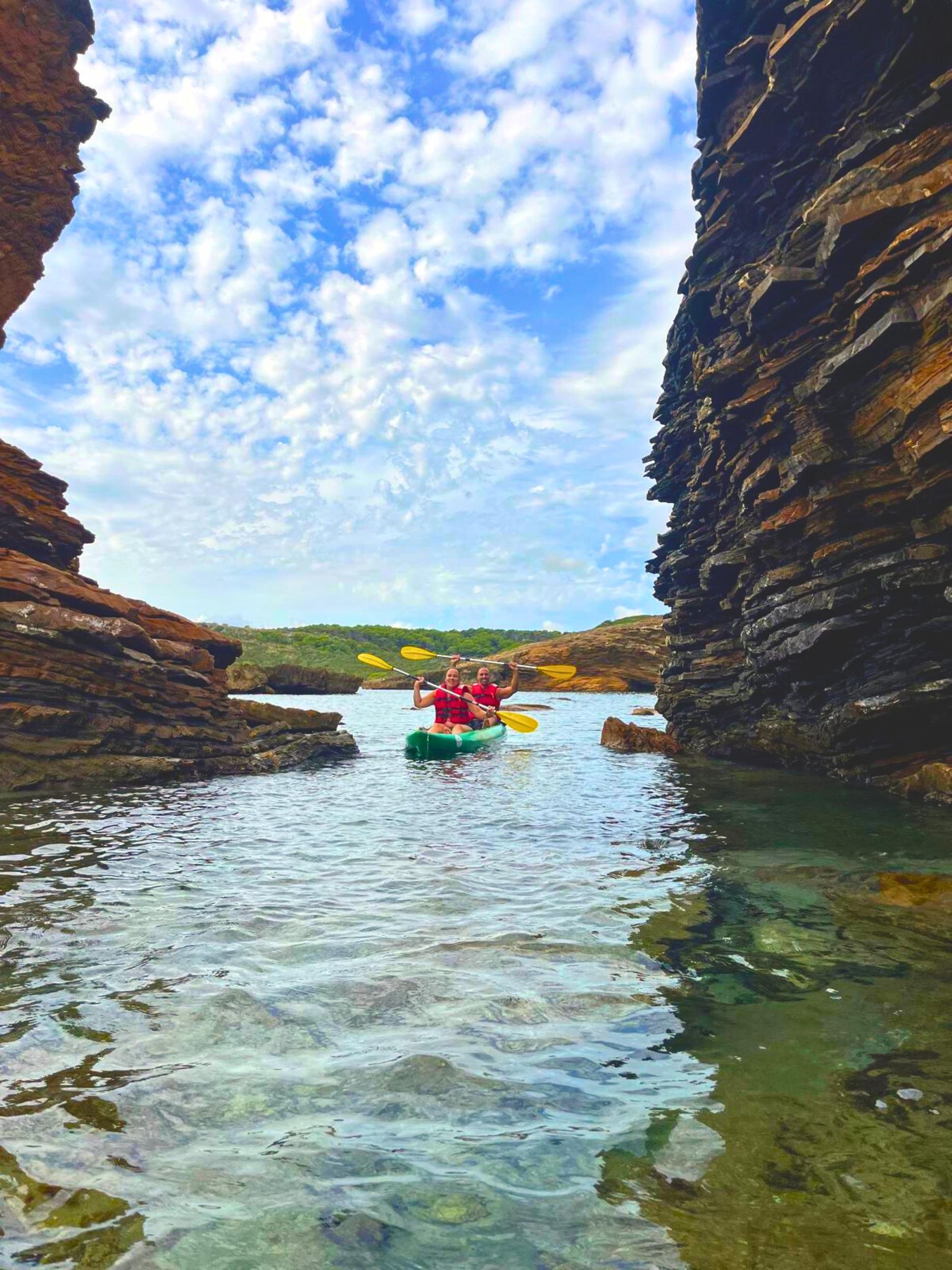 Menorca: Geführte Kajaktour durch Mongofre und die Bucht von Addaia