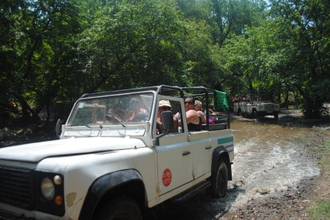 Safari en jeep à Icmeler, déjeuner, bataille d'eau, fête des couleurs et de la mousseSafari en jeep à Icmeler avec déjeuner, bataille d'eau et fête des couleurs