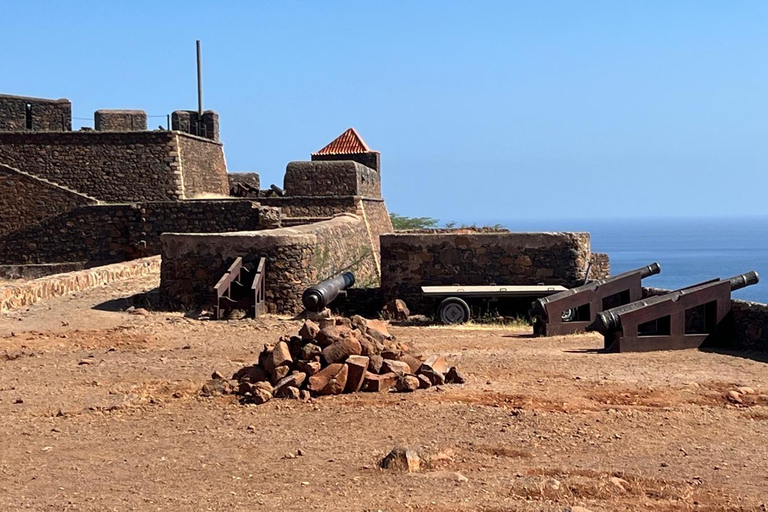 Praia City: Old Town Tour with Local Rum Experience Cidade da Praia: Old Town Tour with Local Rum Experience