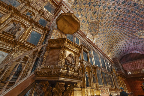 Discover Bogotá: historic center, colonial art, and the Gold Museum Spanish-regular