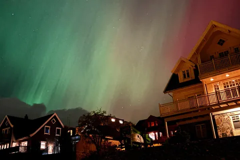 Tromsø:Noorderlicht tour met minibus i Tromsø
