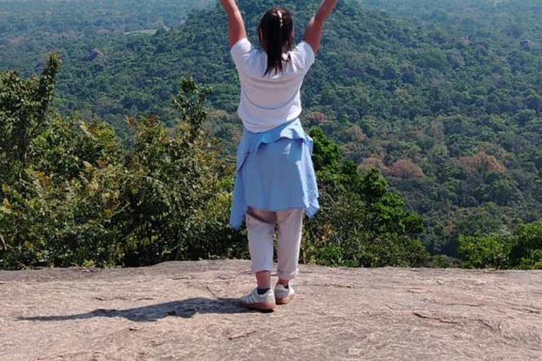 Kandy: Sigiriya and Dambulla Tuk Tuk Safari with Lunch