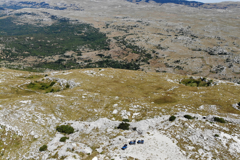 Au départ de Split : Excursion en quad dans le parc naturel de Dinara avec déjeunerVisite guidée sur des quads flambant neufs