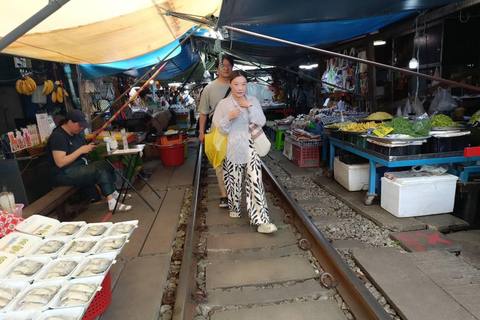 Private Unseen Mangrove Forest and Floating & Railway Market Floating Market & Maeklong Railway Private Tour
