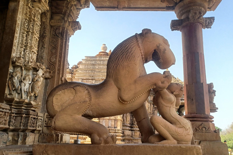 5-Day Trip to Khajuraho, Orchha, Gwalior & Jhansi from Delhi Private Transport + English Guide + 3 Star Accommodation.