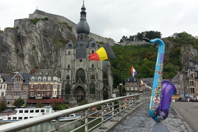 Visit Dinant City Walking Tour with Rocher Bayard in Namur