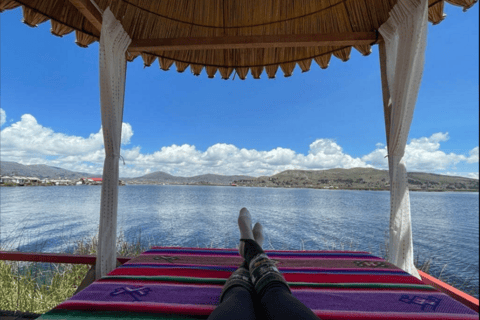 Puno: Uros Floating Islands Tour och övernattning i lodge