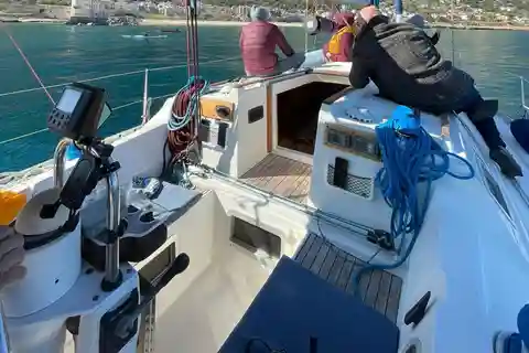 Palermo: tour dal mare con aperitivo