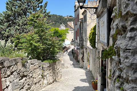 A essência da Provence: Avignon, St Rémy, les Baux, ArlesAvignon, St Rémy, Arles, les Baux - PRIVATIVO