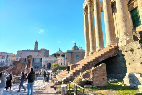 Roma: Coliseo y Antigua Roma Visita guiada a pieVisita en inglés