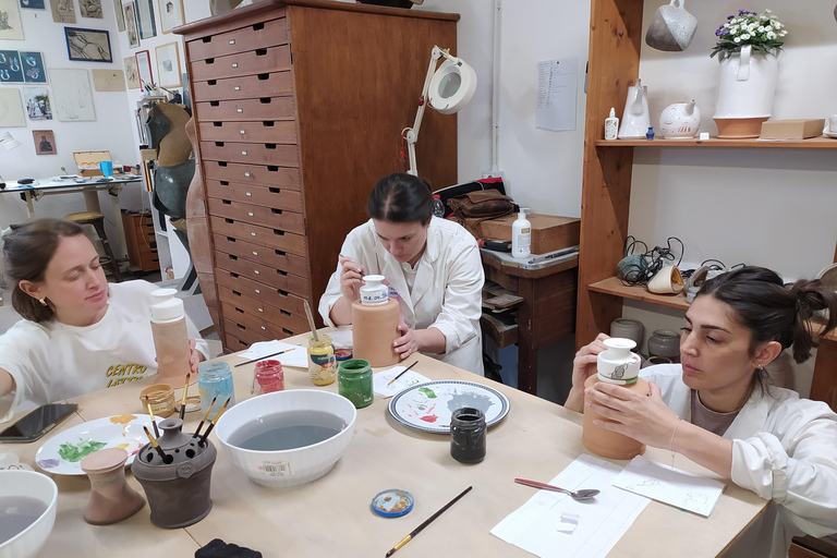 Mugello, Tuscany. Majolica decoration technique workshop. The majolica technique: a ceramic decoration wokshop.