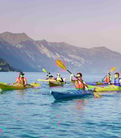Interlaken, tournée en kayak du lac Turquoise Brienz - Housity