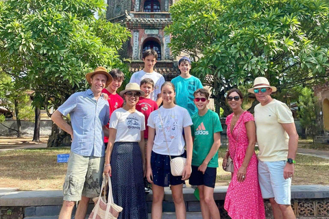 11 Tage Tour Vietnam entdecken | Das Beste von Vietnam sehenEntdecke Vietnams Top-Attraktionen im pulsierenden Süden