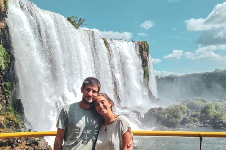 Puerto Iguazú: Tour naar de Braziliaanse Iguazú watervallen met vogelpark