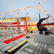Aarhus: Christmas Harbour Cruise with Local Guide