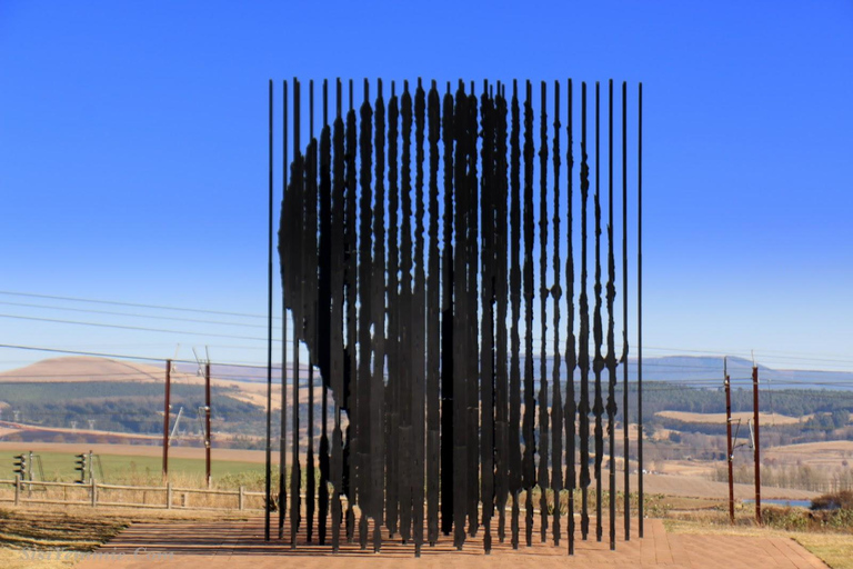 ديربان: لوحات كهف العمالقة وجولة في موقع التقاط مانديلا