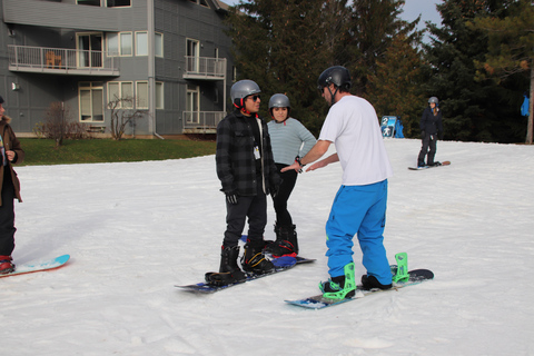 Blue Mountain: Skiing or Snowboarding for Beginners Transportation and Lesson