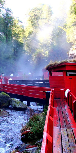 Suitetrails - From Pucón, Geometric Hot Springs