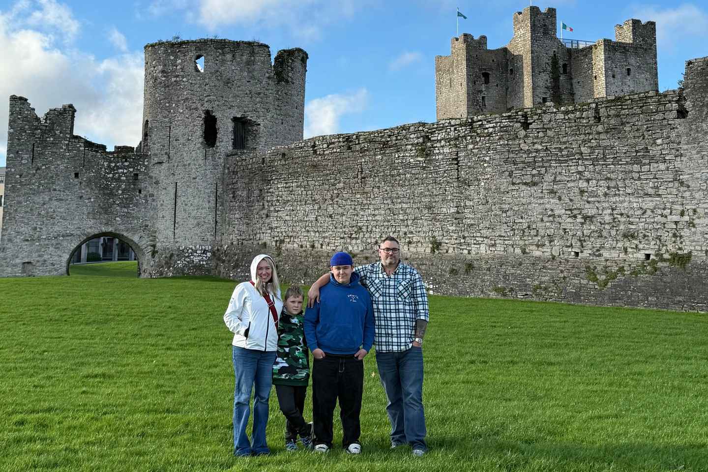 Day Tour: Hill of Tara Trim Castle Boyne Valley Celtic sites