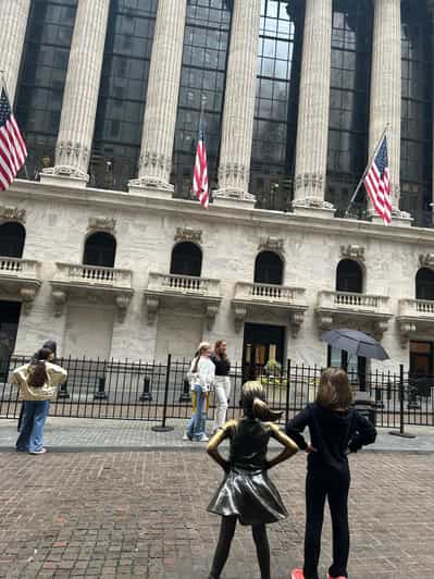 Wall Street: The birth place of NYC in French/English tour