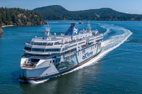 From Vancouver: Victoria Tour with Ferry & Butchart Gardens