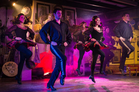 Dublin: Irish Dinner & Dance Show at Johnnie Fox’s