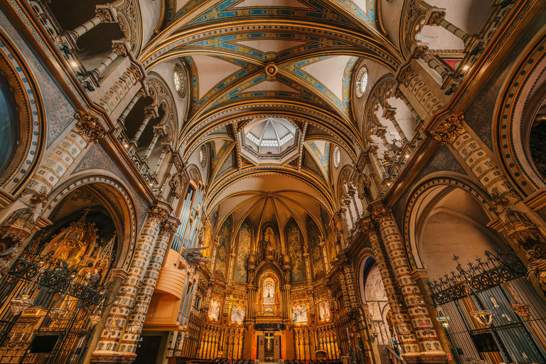 From Barcelona: Montserrat and Girona Guided Day Trip Regular Tour - Spanish Guide