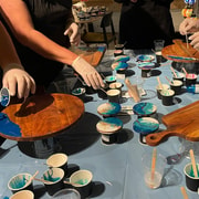 Melbourne: Resin Art Classes - Cheeseboard & Coasters