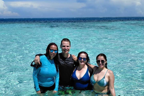 San Blas: tour with snorkeling, lunch and transportation