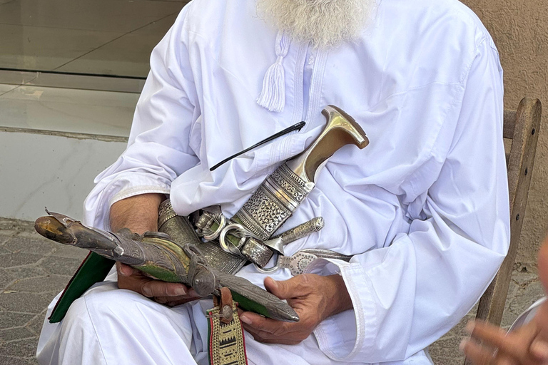 Muscat: Nizwa Souq & Jebel Shams Grand Canyon Full-Day Tour Private experience with dedicated vehicle