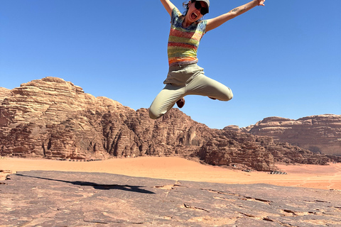 Wadi Rum Jeep Tour – Choose Duration, With or Without Stay 3-Hour Wadi Rum Jeep Tour