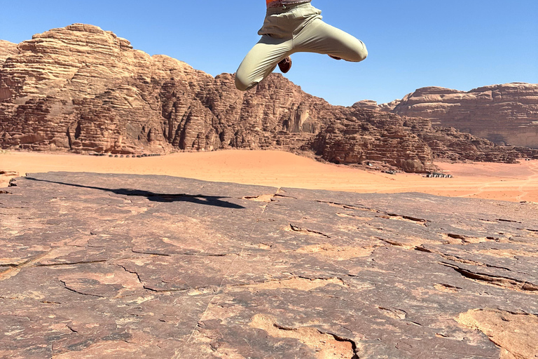 Wadi Rum Jeep Tour – Choose Duration, With or Without Stay 3-Hour Wadi Rum Jeep Tour