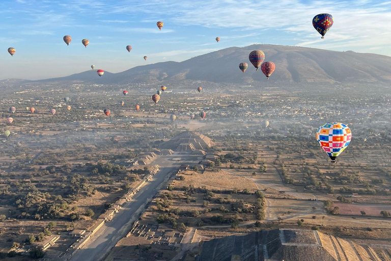 BalloonFlight and TeotihuacanTour w/Breakfast fromMexicoCity Balloon Flight Only