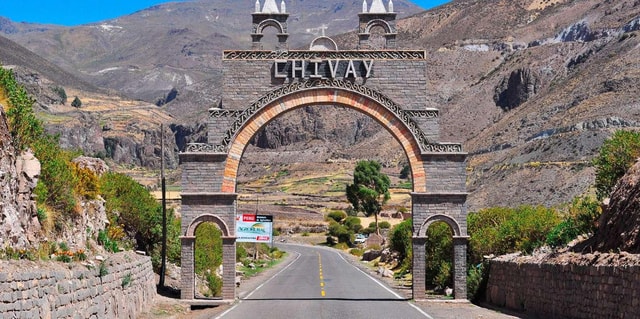 From Chivay: Route from Chivay (Colca) to the city of Puno