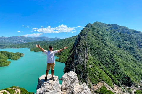 From Tirana: Hike on Gamti Mt &amp; Bovilla Lake on Land Rover