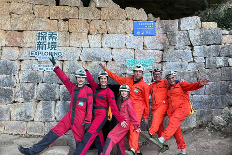 Guilin: Half Day Yanzi Cave Exploration Tour Guilin: Yanzi Cave Exploration Tour with Transfer