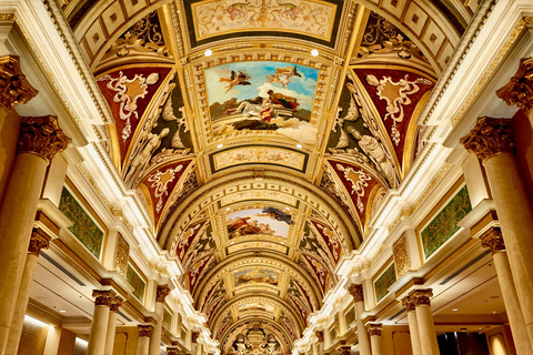 Rome: Vatican Museums Priority Entry Audio Tour with Snacks Rome: Vatican Museums explore Audio Tour with Italian Snacks