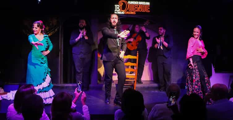 Barcelona: Flamenco Show with Drink Option at La Rambla photo 12