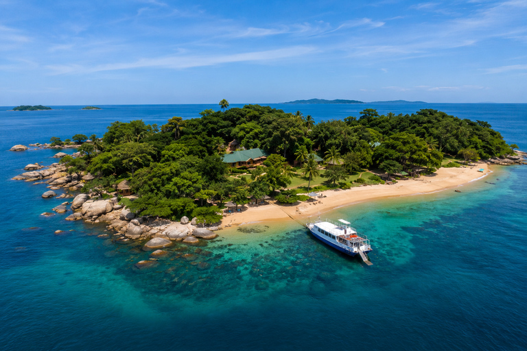 From Kampala/Entebbe: 7-Day Kalangala Island Guided Tour