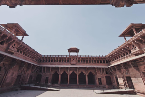 Taj Mahal Tour from Delhi Airport with All Inclusive Tour Guide Only.