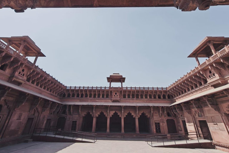 Taj Mahal Tour from Delhi Airport with All Inclusive Tour Guide Only.