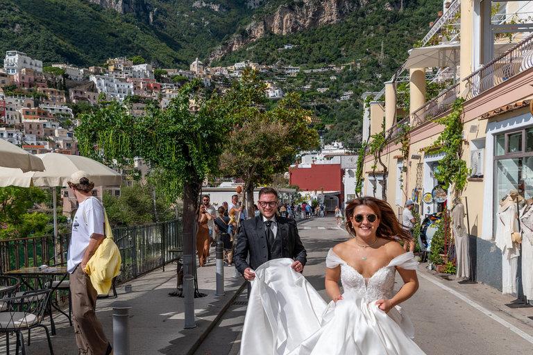 Positano: professionell &quot;Trash the dress&quot;-fotografering