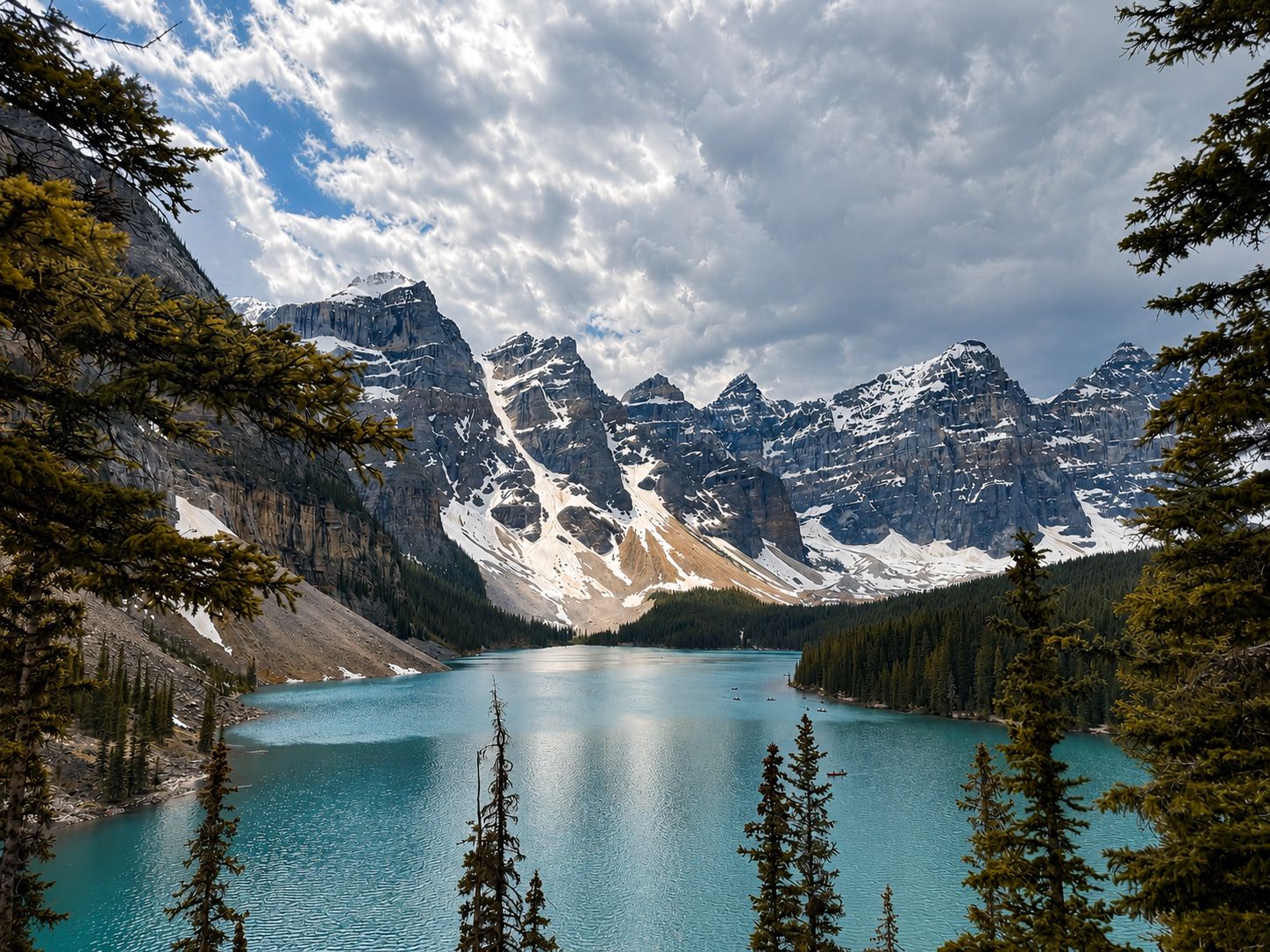 Von Edmonton: Tagestour zum Moraine Lake, nach Lake Louise und Banff
