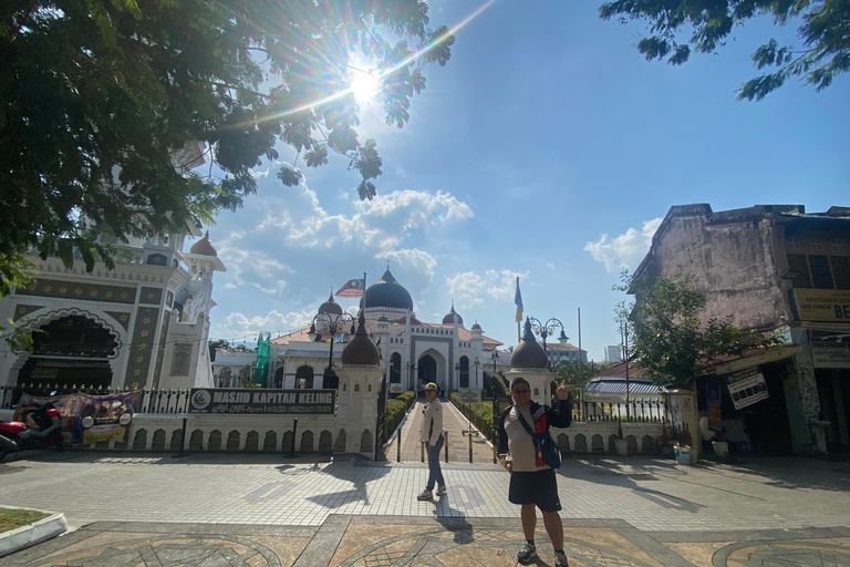 Heritage &amp; Henna: 3-Hour Walking Tour in George Town