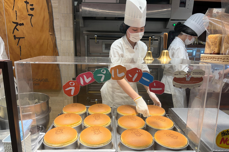 Osaka 2h Food Walk: Namba, Dotonbori & America-mura